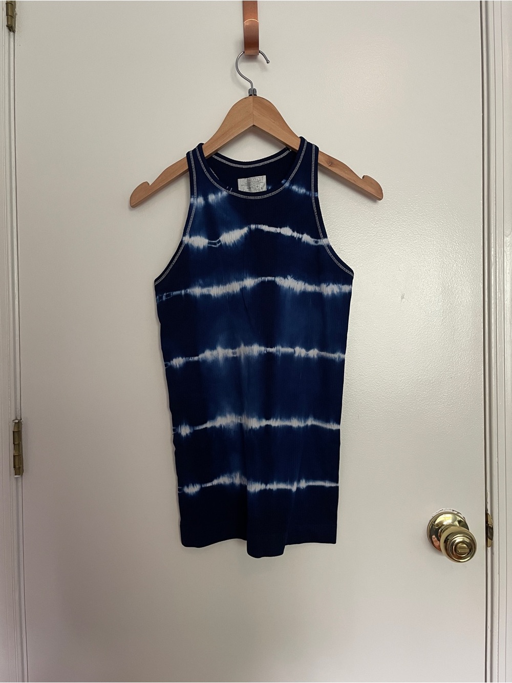 Athleta Navy and White Tie-Dye Ribbed Tank